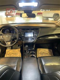 تۆیۆتا ئەڤەلۆن